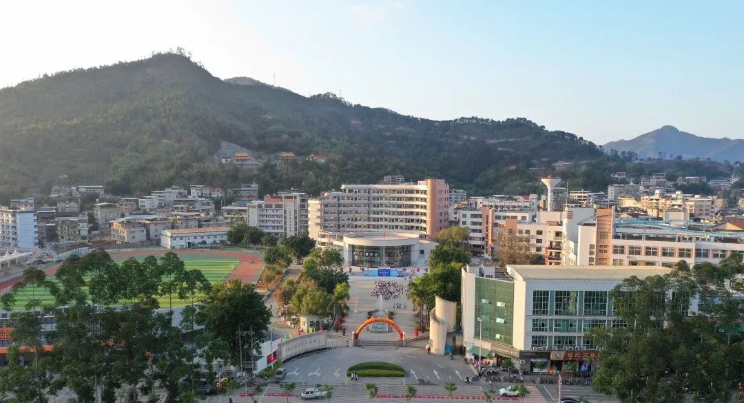 漳平一中2021级高一新生入学须知